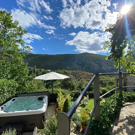 Holiday Home With Hot Tub Svinisce, Omis - 25178